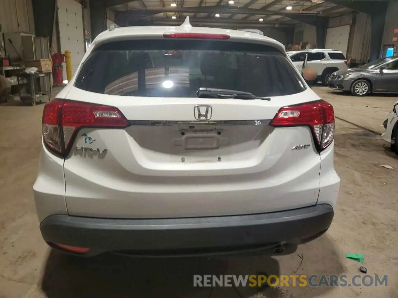 6 fotografías del automóvil dañado 3CZRU6H57KM716788 HONDA HR-V 2019