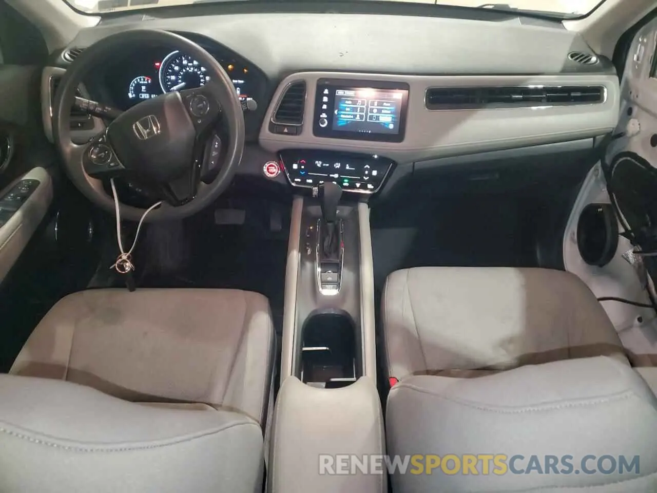 8 fotografías del automóvil dañado 3CZRU6H57KM716788 HONDA HR-V 2019