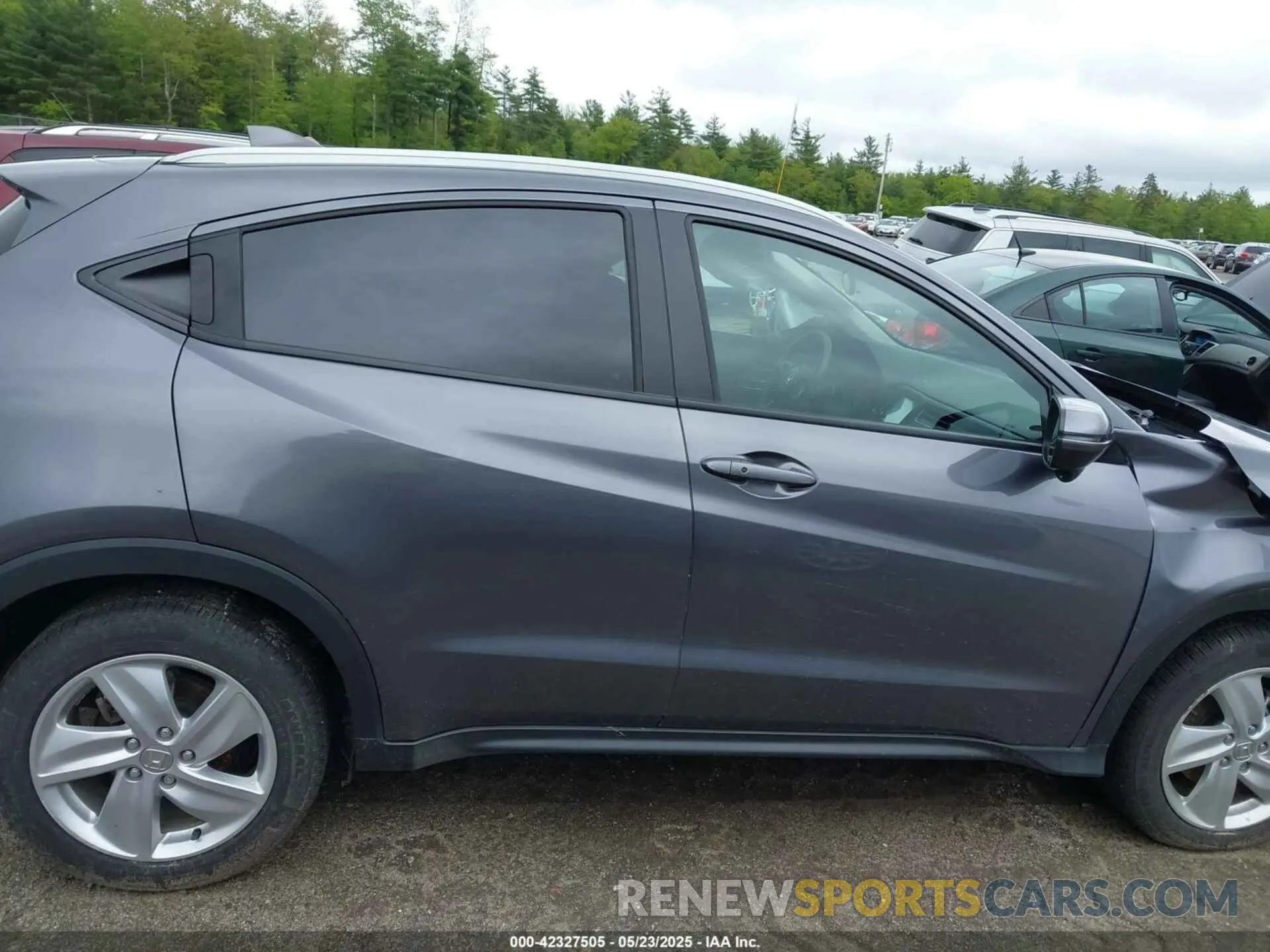 14 fotografías del automóvil dañado 3CZRU6H58KM709932 HONDA HR-V 2019
