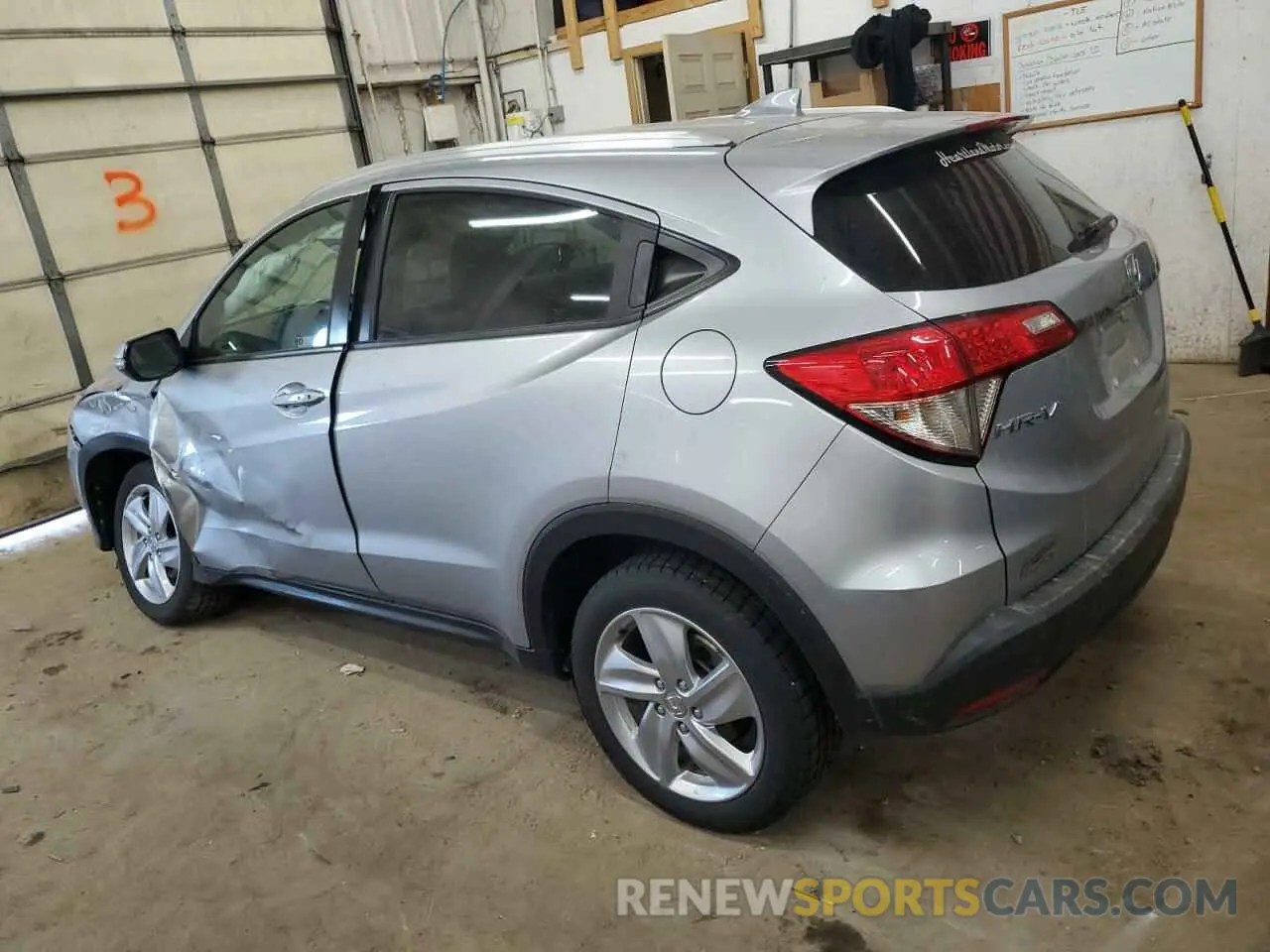 2 fotografías del automóvil dañado 3CZRU6H70KM723650 HONDA HR-V 2019