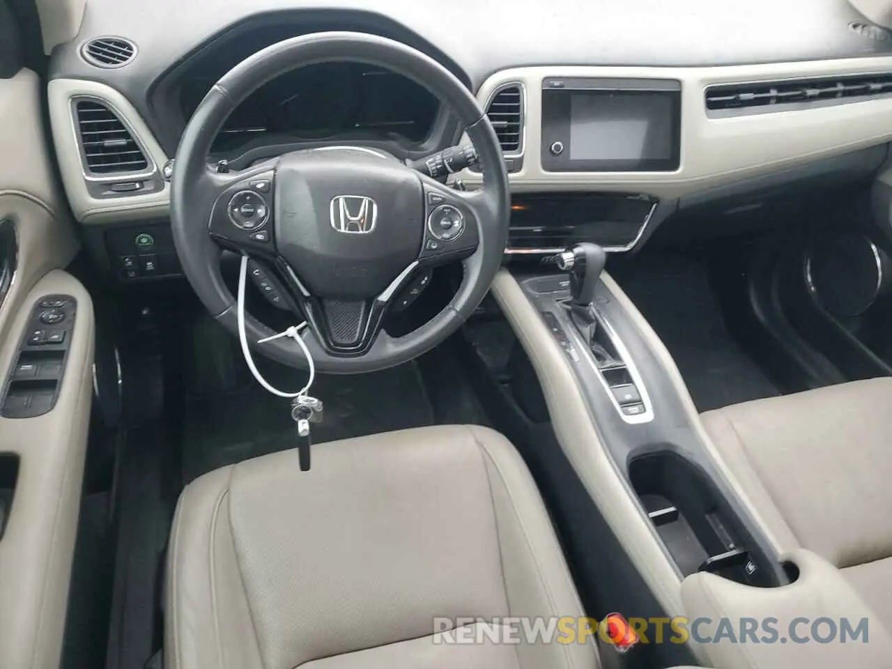 8 fotografías del automóvil dañado 3CZRU6H72KM724251 HONDA HR-V 2019