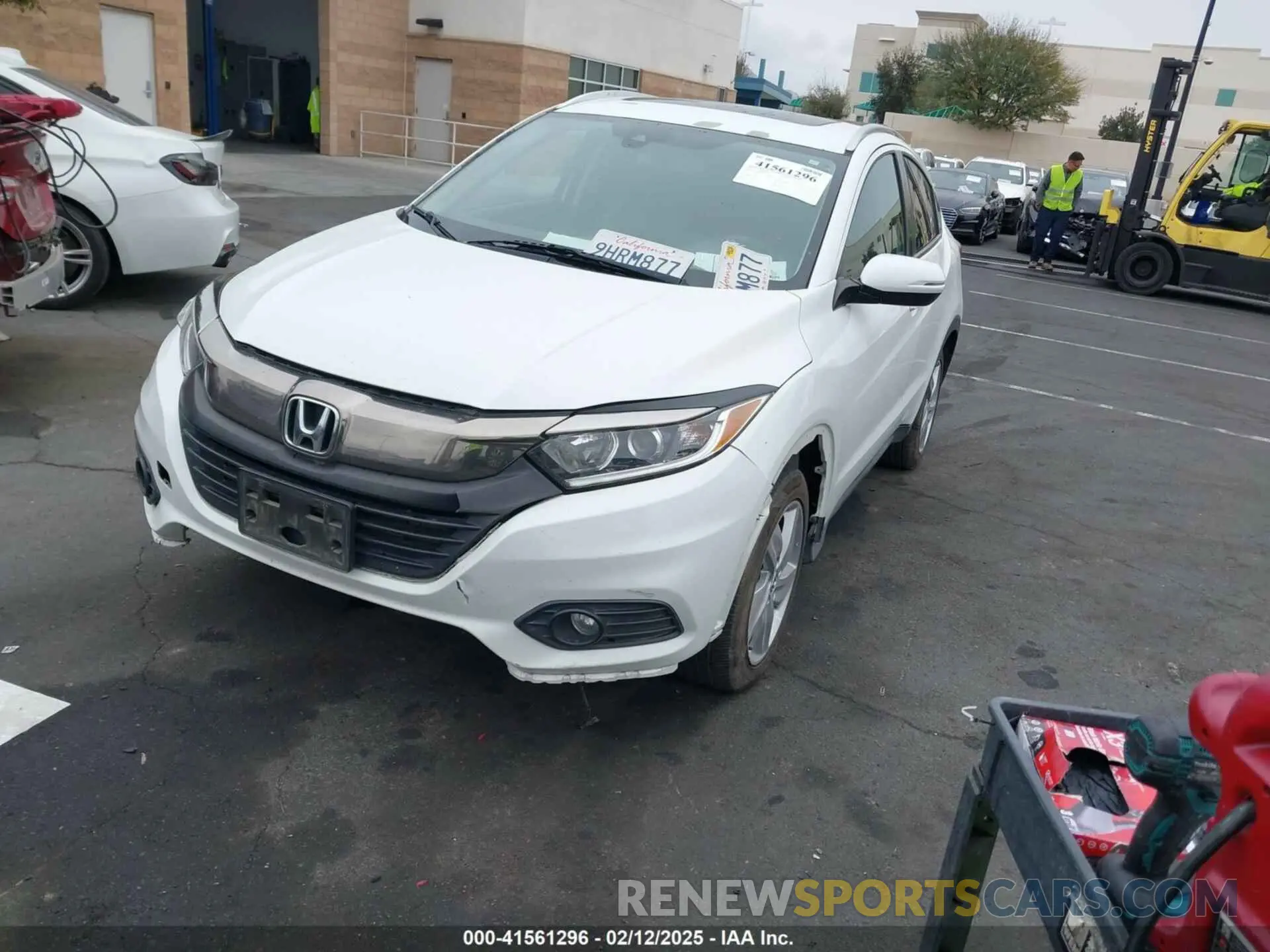 2 fotografías del automóvil dañado 3CZRU6H74KM707757 HONDA HR-V 2019