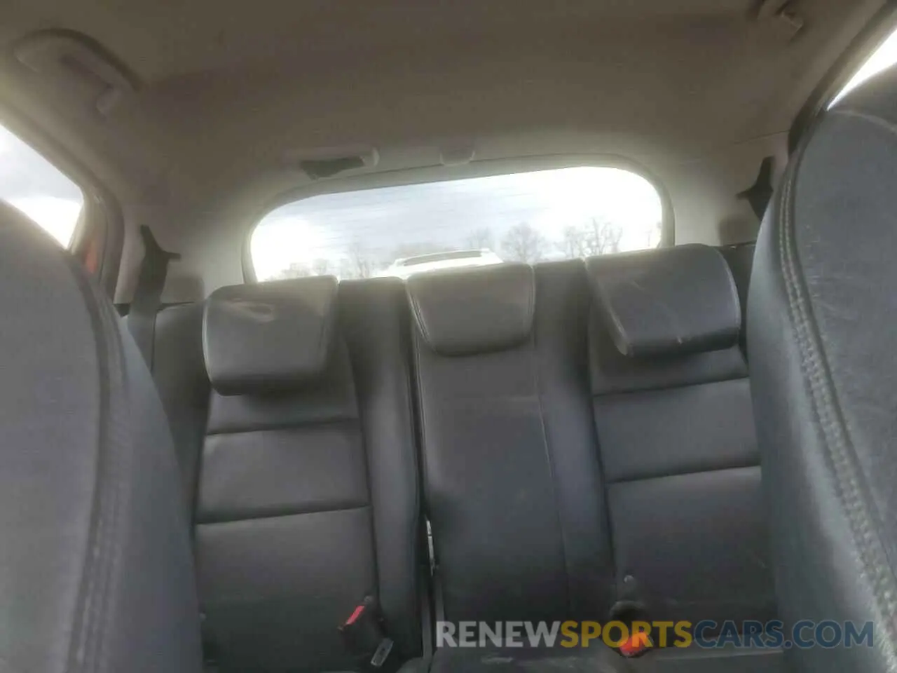 10 fotografías del automóvil dañado 3CZRU6H75KM710005 HONDA HR-V 2019