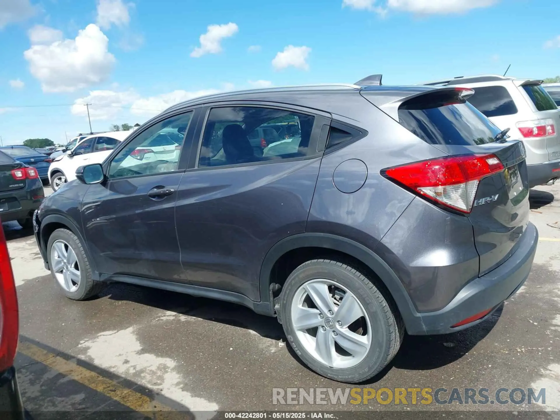 15 fotografías del automóvil dañado 3CZRU6H75KM710599 HONDA HR-V 2019