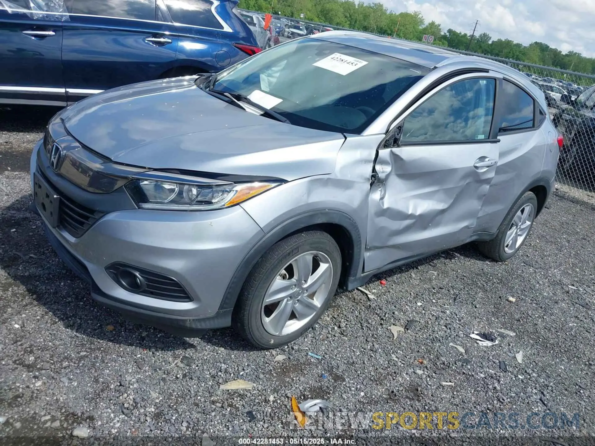 2 fotografías del automóvil dañado 3CZRU6H75KM722378 HONDA HR-V 2019