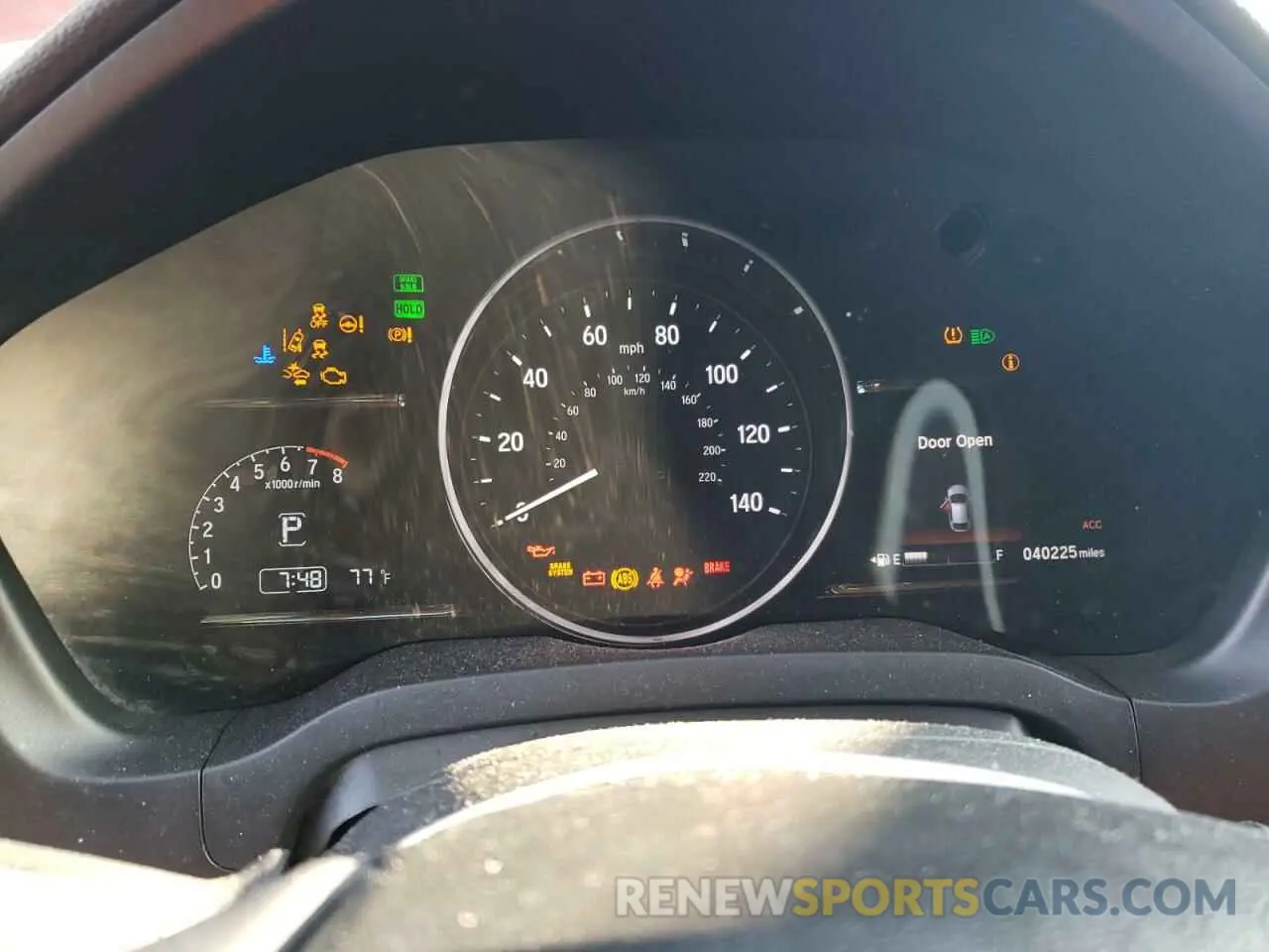 9 fotografías del automóvil dañado 3CZRU6H76KM708408 HONDA HR-V 2019
