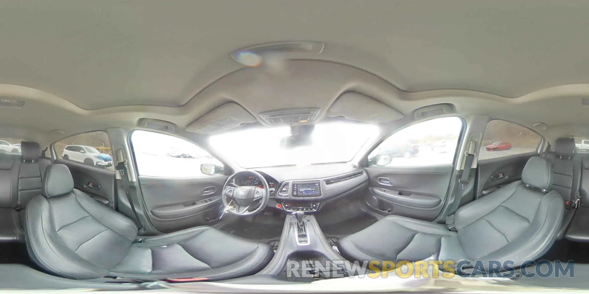 15 fotografías del automóvil dañado 3CZRU6H76KM716363 HONDA HR-V 2019