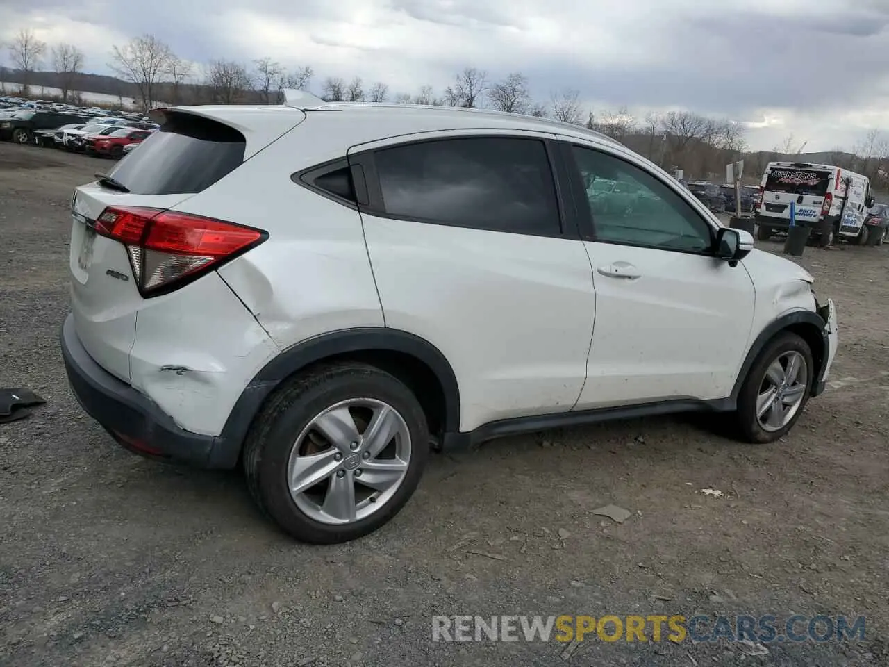 3 fotografías del automóvil dañado 3CZRU6H76KM716363 HONDA HR-V 2019