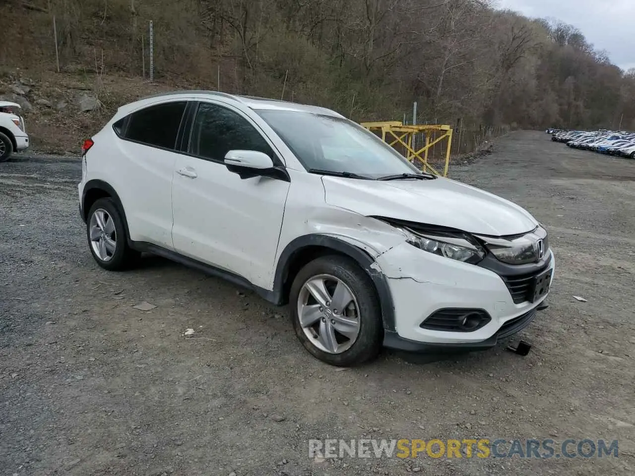4 fotografías del automóvil dañado 3CZRU6H76KM716363 HONDA HR-V 2019