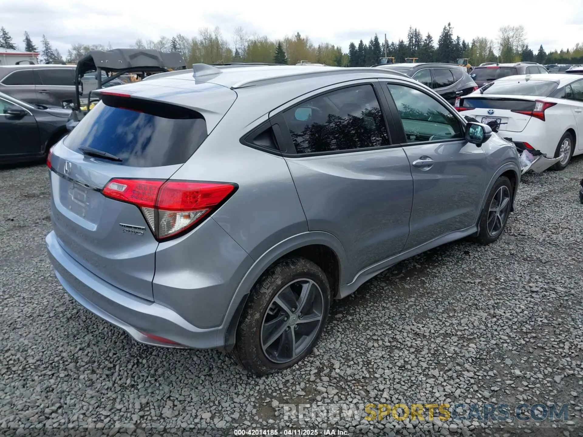 4 fotografías del automóvil dañado 3CZRU6H92KM711663 HONDA HR-V 2019