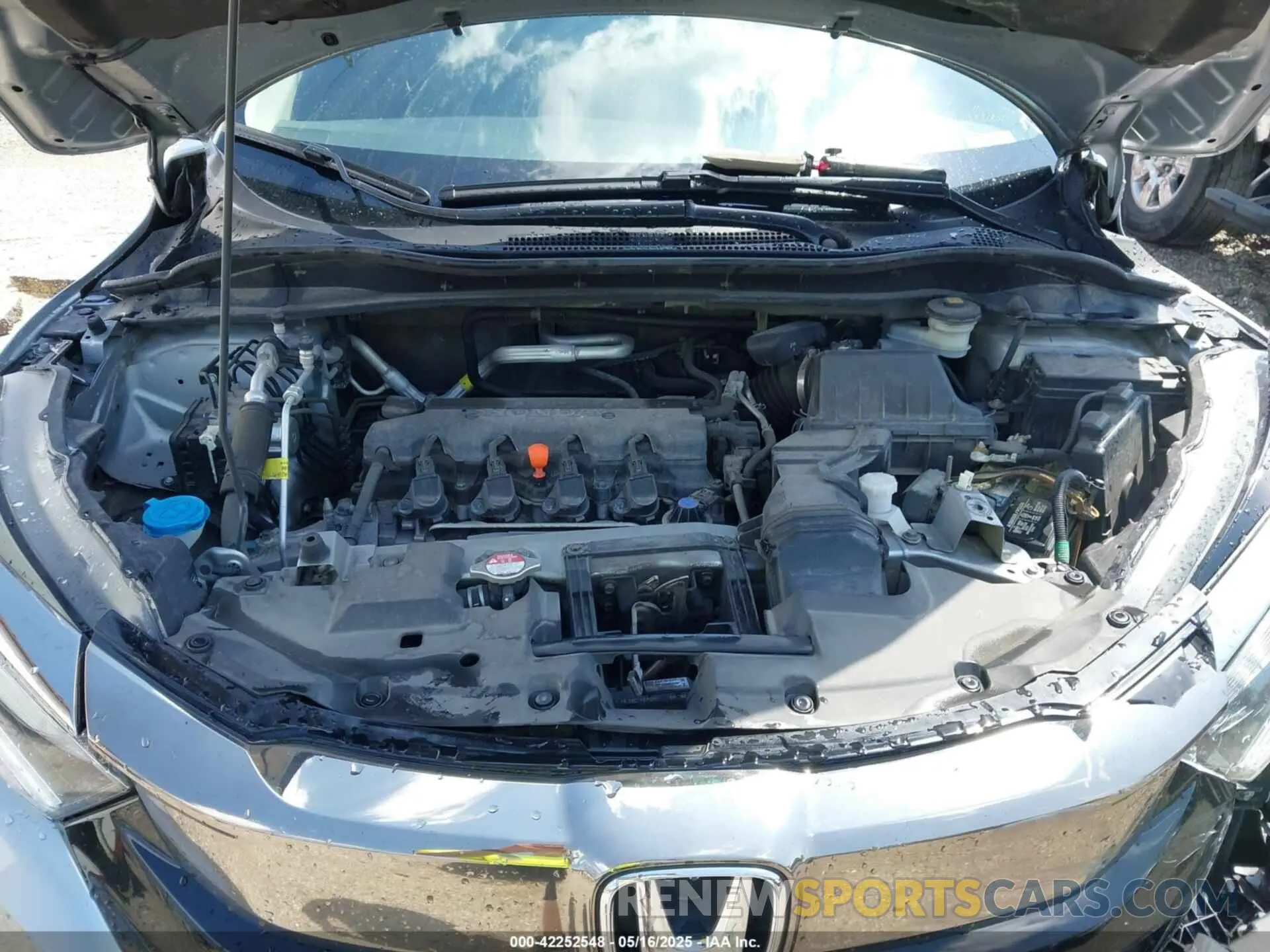 10 fotografías del automóvil dañado 3CZRU6H94KM702012 HONDA HR-V 2019