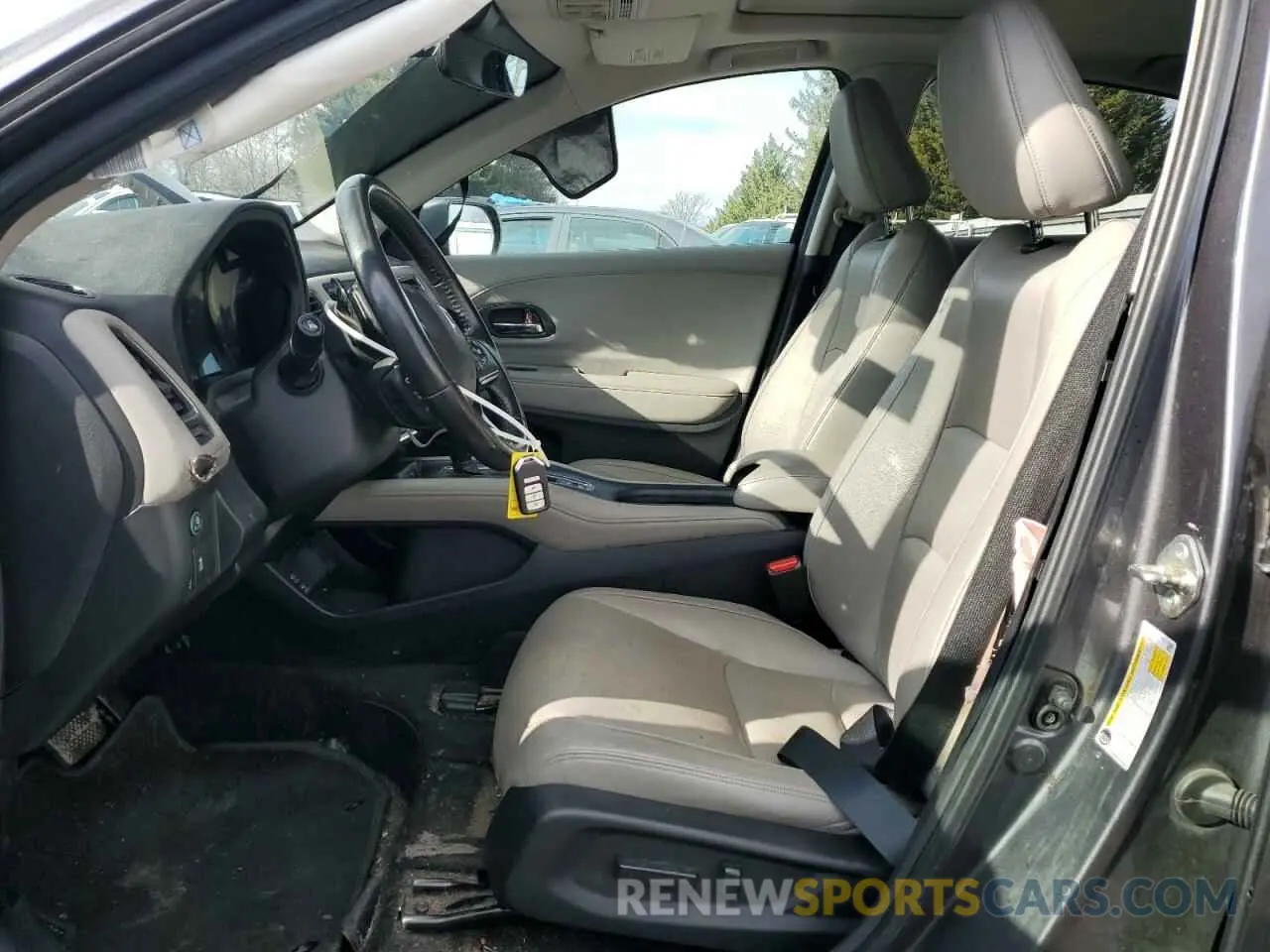 7 fotografías del automóvil dañado 3CZRU6H97KM701954 HONDA HR-V 2019