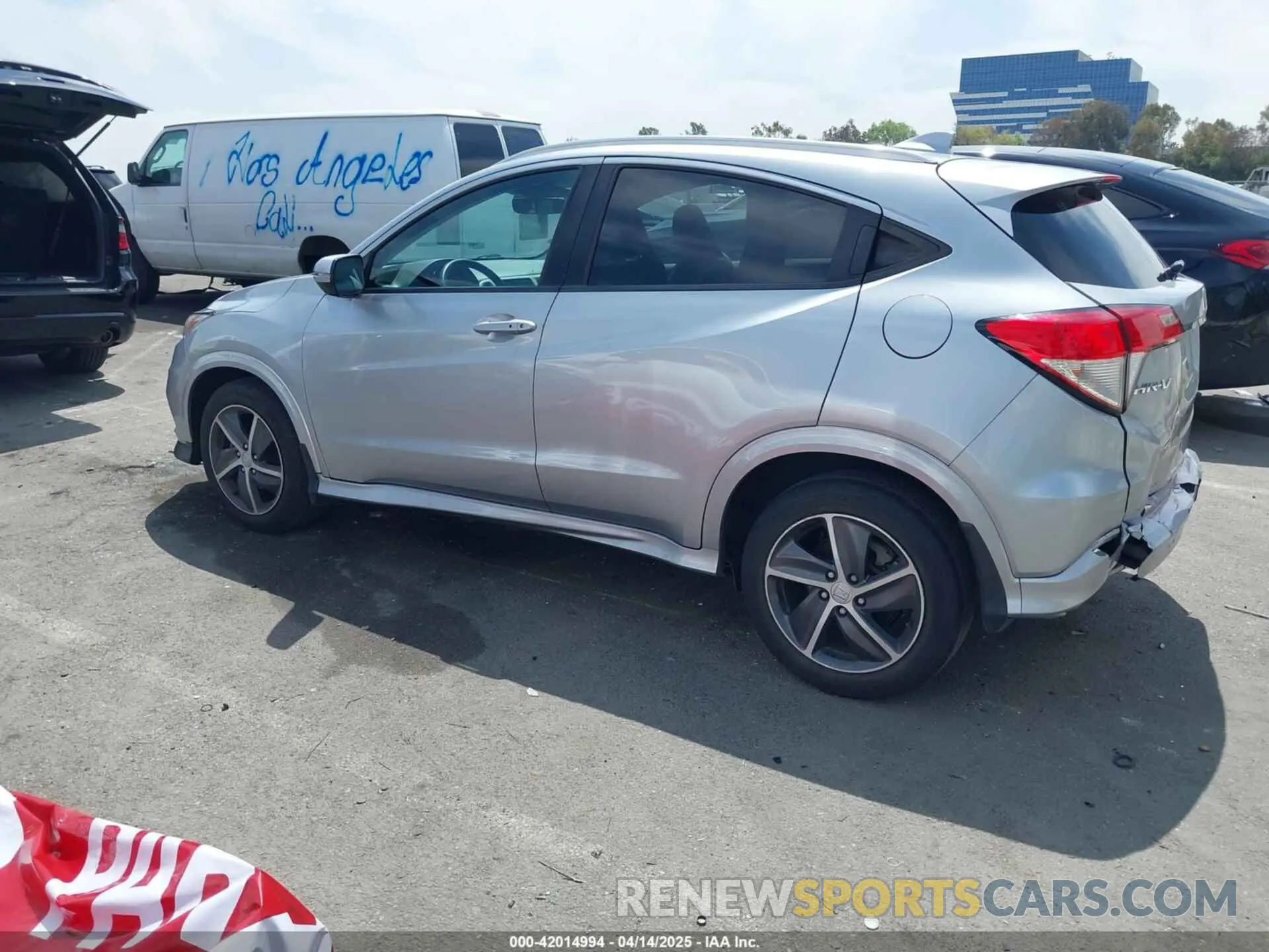 14 fotografías del automóvil dañado 3CZRU6H99KM715113 HONDA HR-V 2019