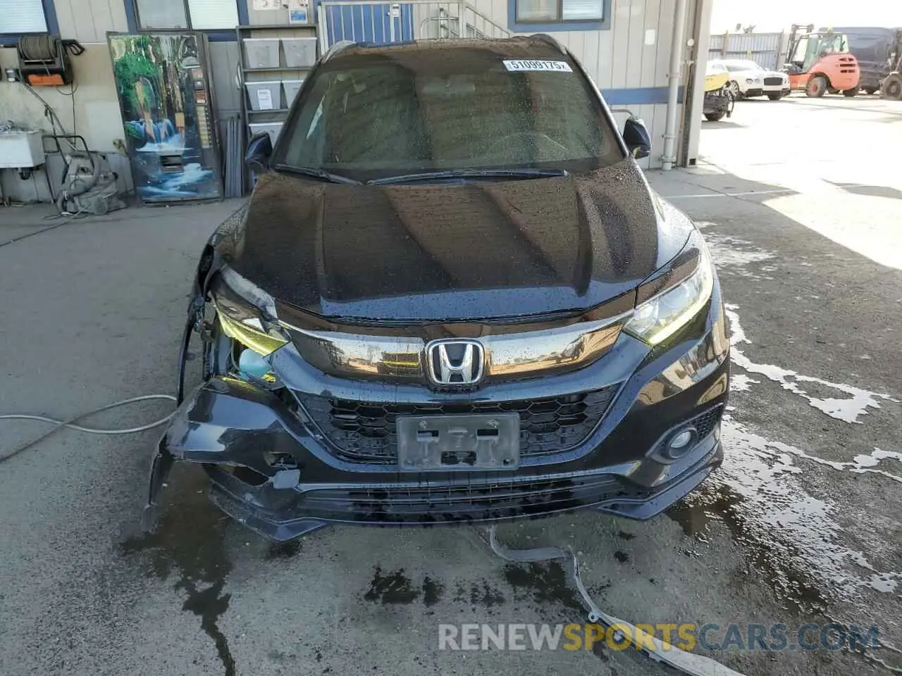 5 fotografías del automóvil dañado 3CZRU5H10LM719041 HONDA HR-V 2020