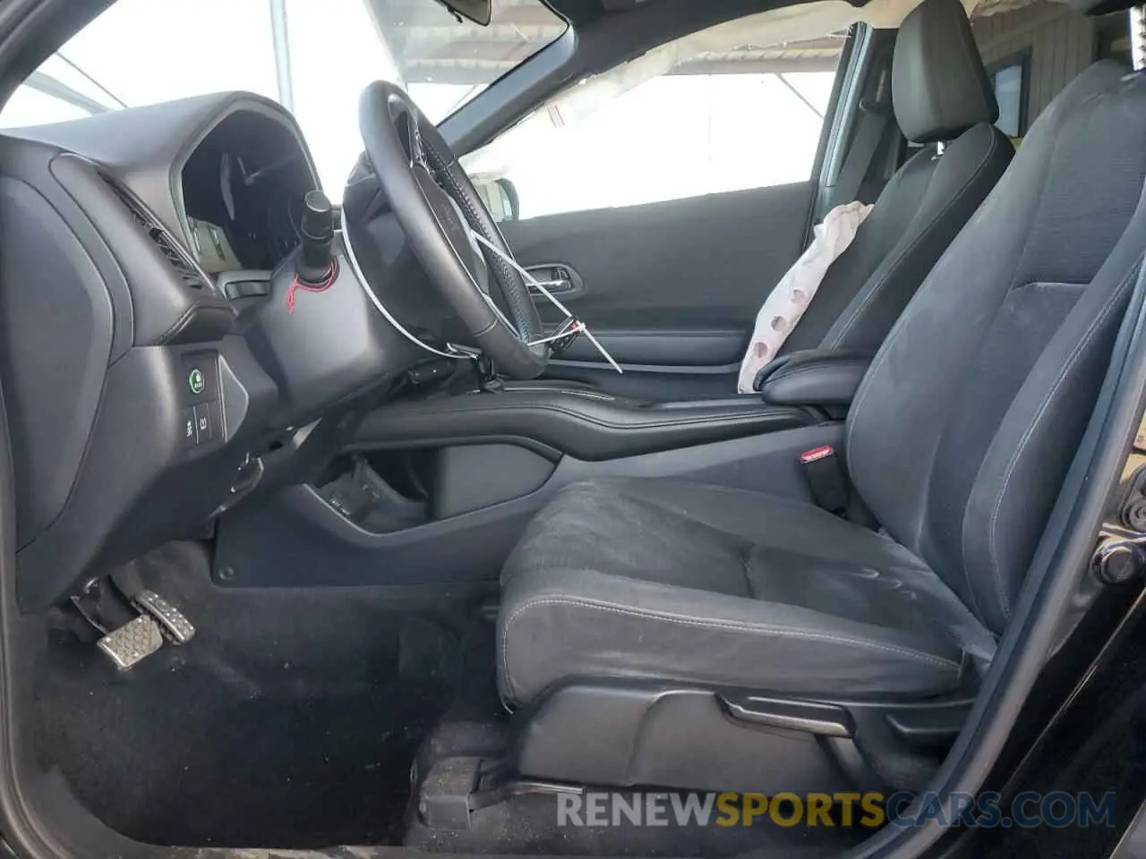 7 fotografías del automóvil dañado 3CZRU5H10LM719041 HONDA HR-V 2020