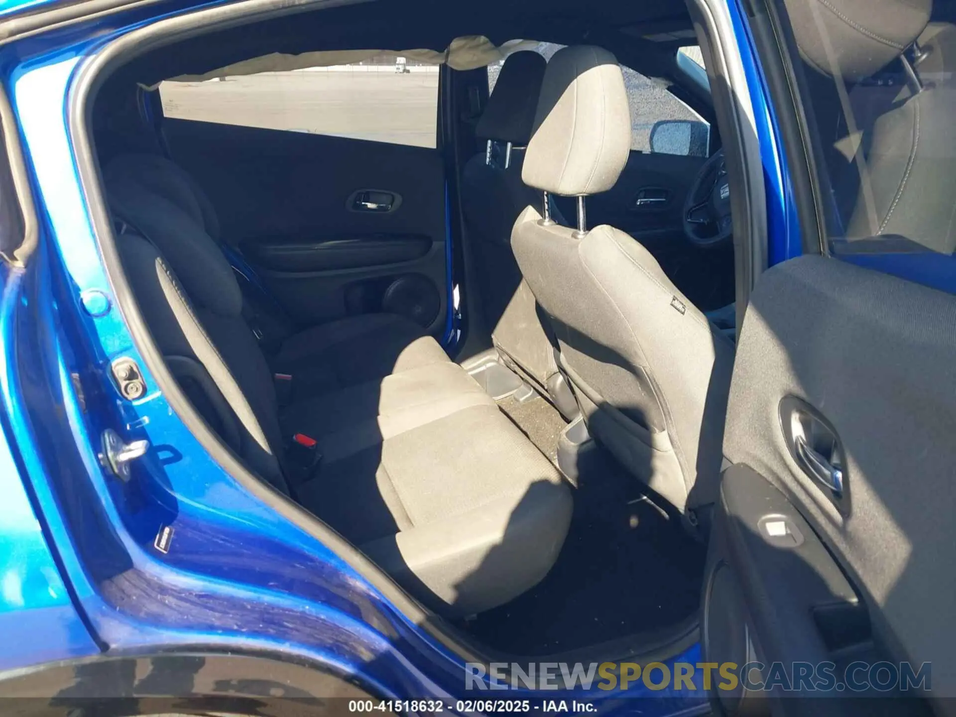 8 fotografías del automóvil dañado 3CZRU5H15LM718287 HONDA HR-V 2020