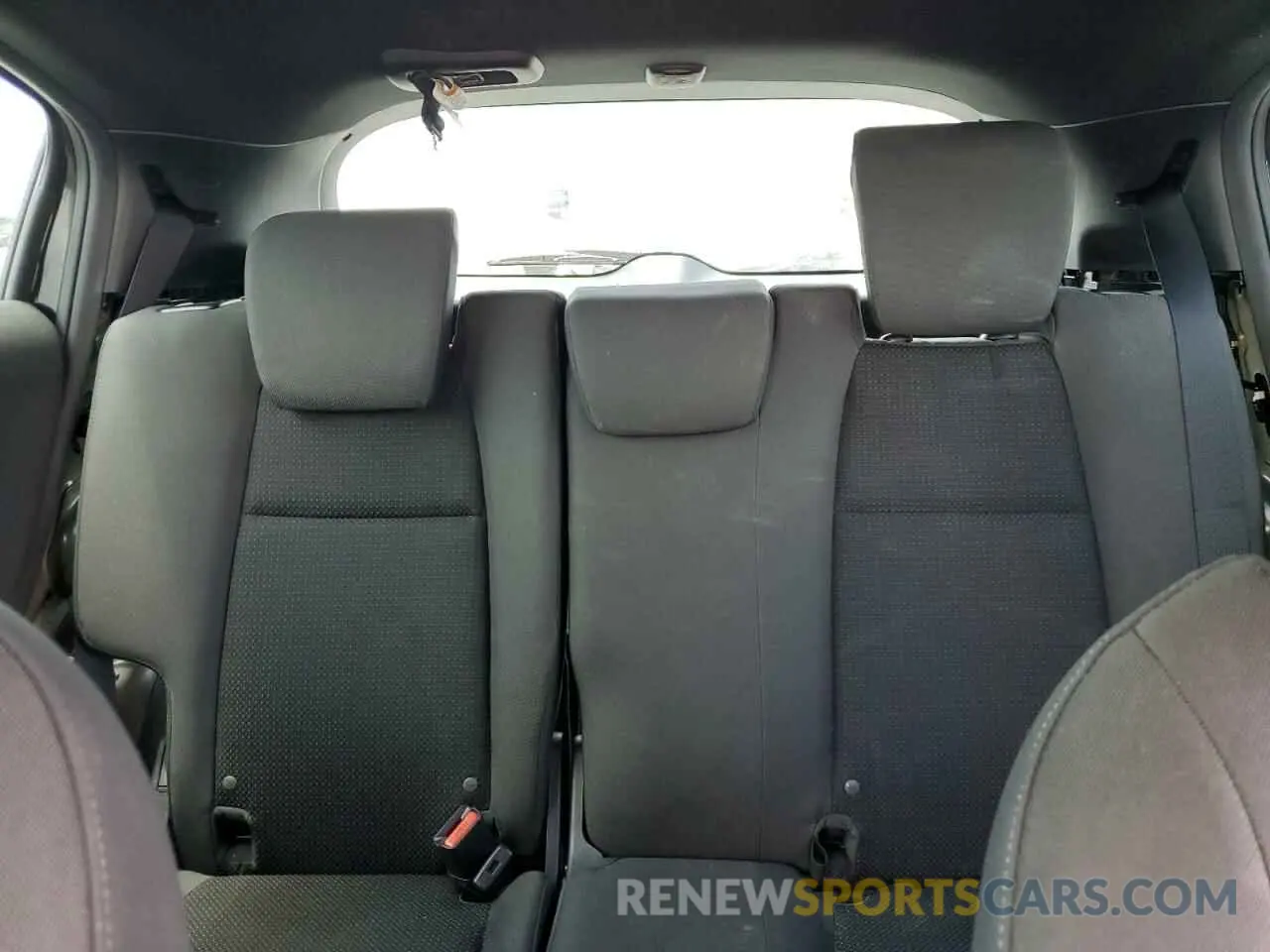 10 fotografías del automóvil dañado 3CZRU5H17LM710305 HONDA HR-V 2020