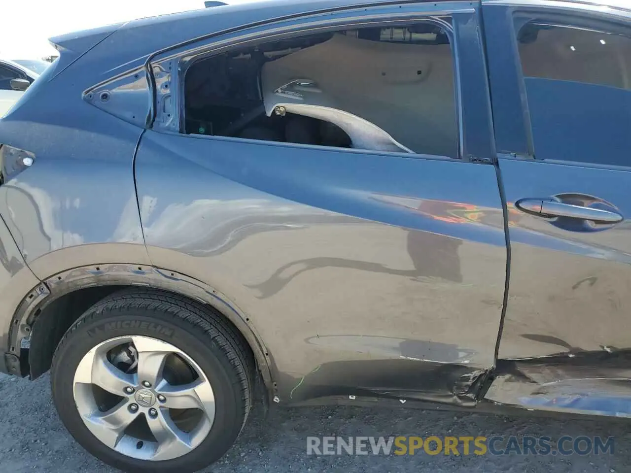 11 fotografías del automóvil dañado 3CZRU5H30LM705514 HONDA HR-V 2020