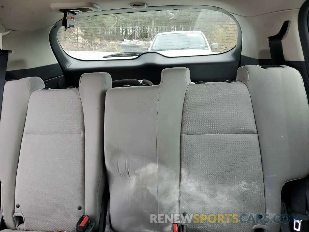 10 fotografías del automóvil dañado 3CZRU5H33LM716250 HONDA HR-V 2020