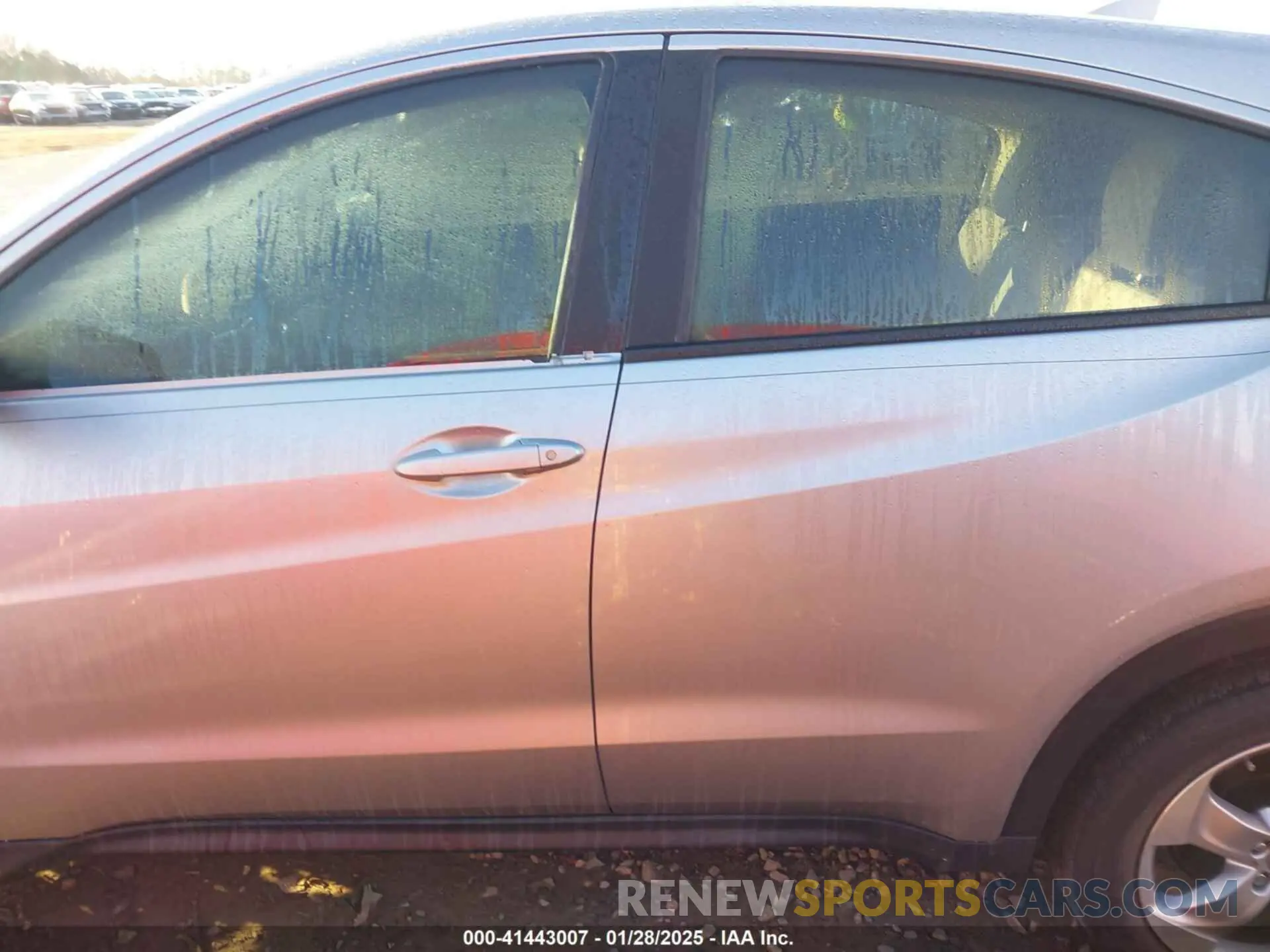 14 fotografías del automóvil dañado 3CZRU5H39LM713045 HONDA HR-V 2020