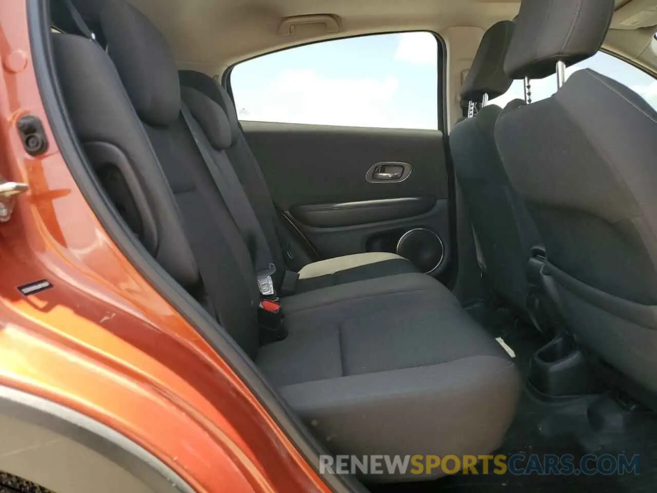 11 fotografías del automóvil dañado 3CZRU5H50LM709287 HONDA HR-V 2020