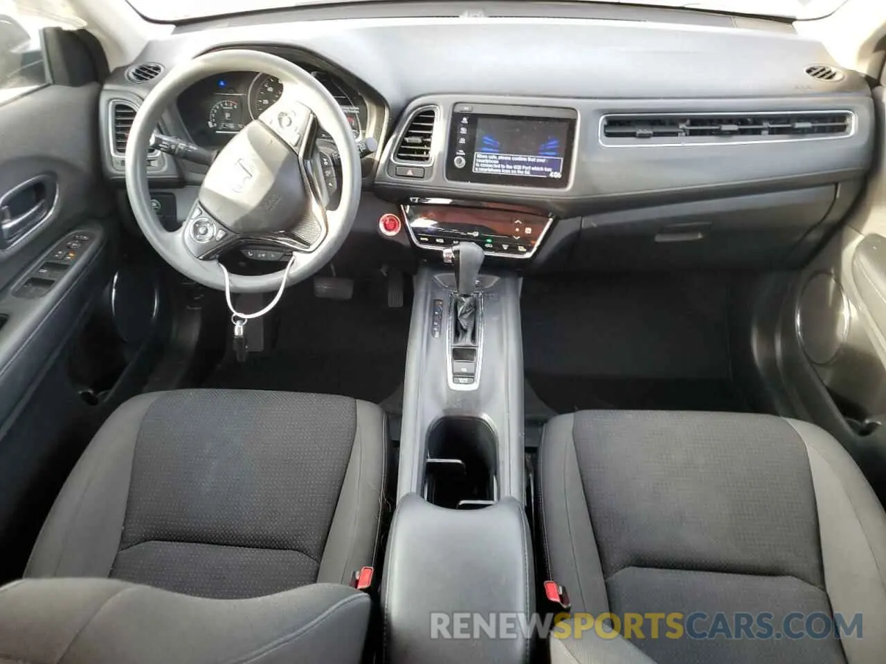 8 fotografías del automóvil dañado 3CZRU5H51LM715194 HONDA HR-V 2020