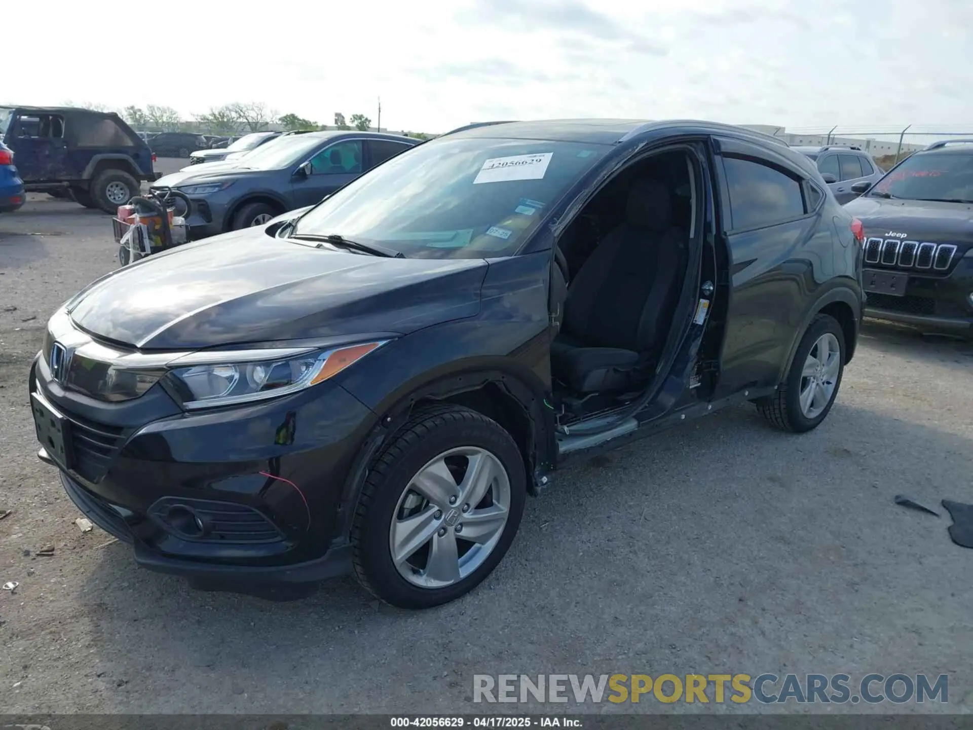2 fotografías del automóvil dañado 3CZRU5H52LM712370 HONDA HR-V 2020