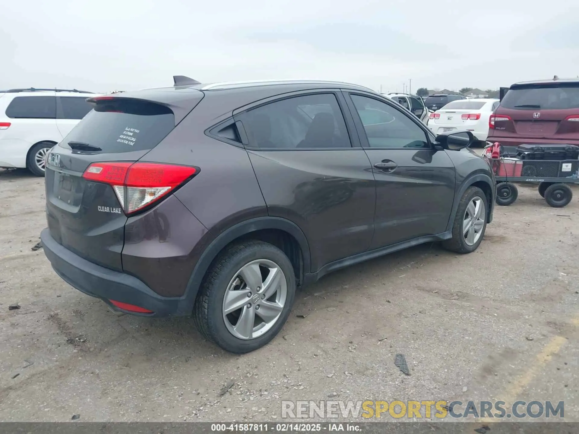 4 fotografías del automóvil dañado 3CZRU5H57LM701722 HONDA HR-V 2020