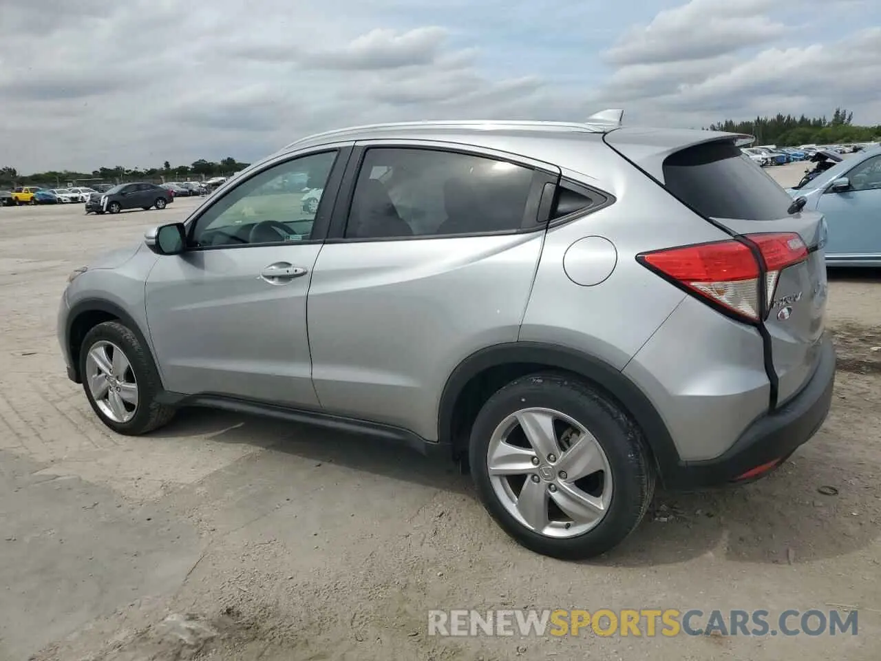 2 fotografías del automóvil dañado 3CZRU5H57LM714406 HONDA HR-V 2020