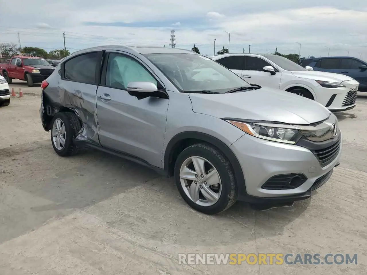 4 fotografías del automóvil dañado 3CZRU5H57LM714406 HONDA HR-V 2020