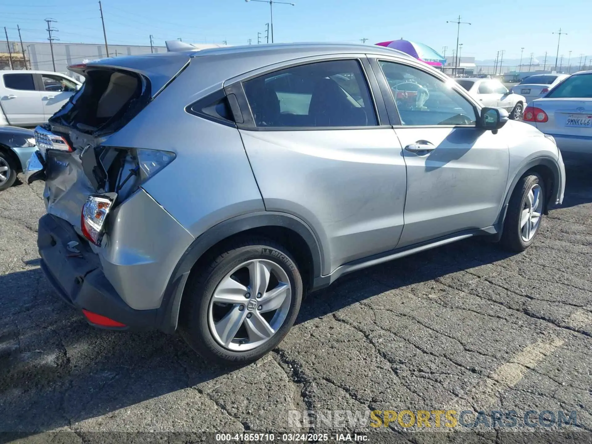 4 fotografías del automóvil dañado 3CZRU5H58LM710980 HONDA HR-V 2020