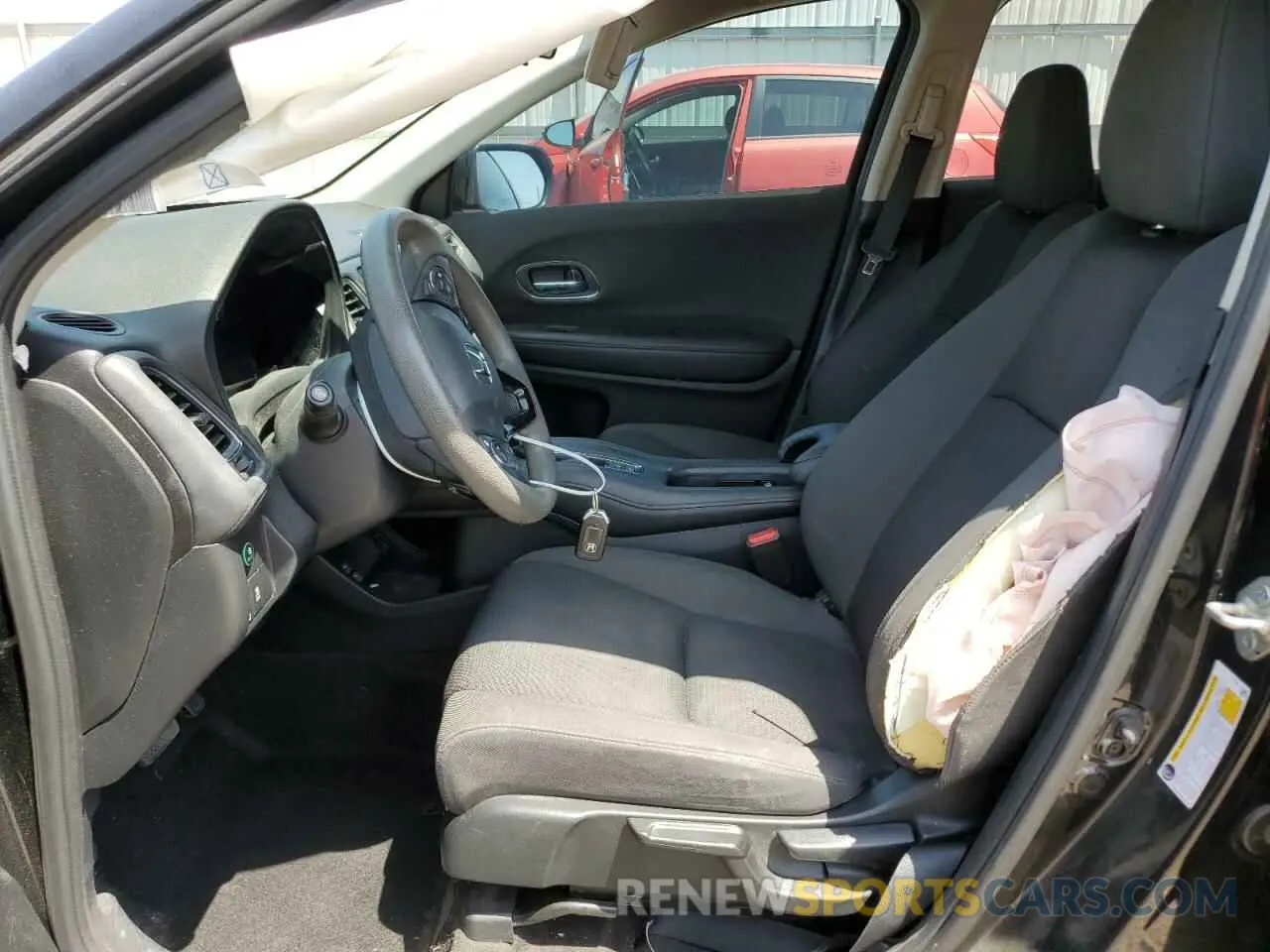 7 fotografías del automóvil dañado 3CZRU5H59LM717730 HONDA HR-V 2020