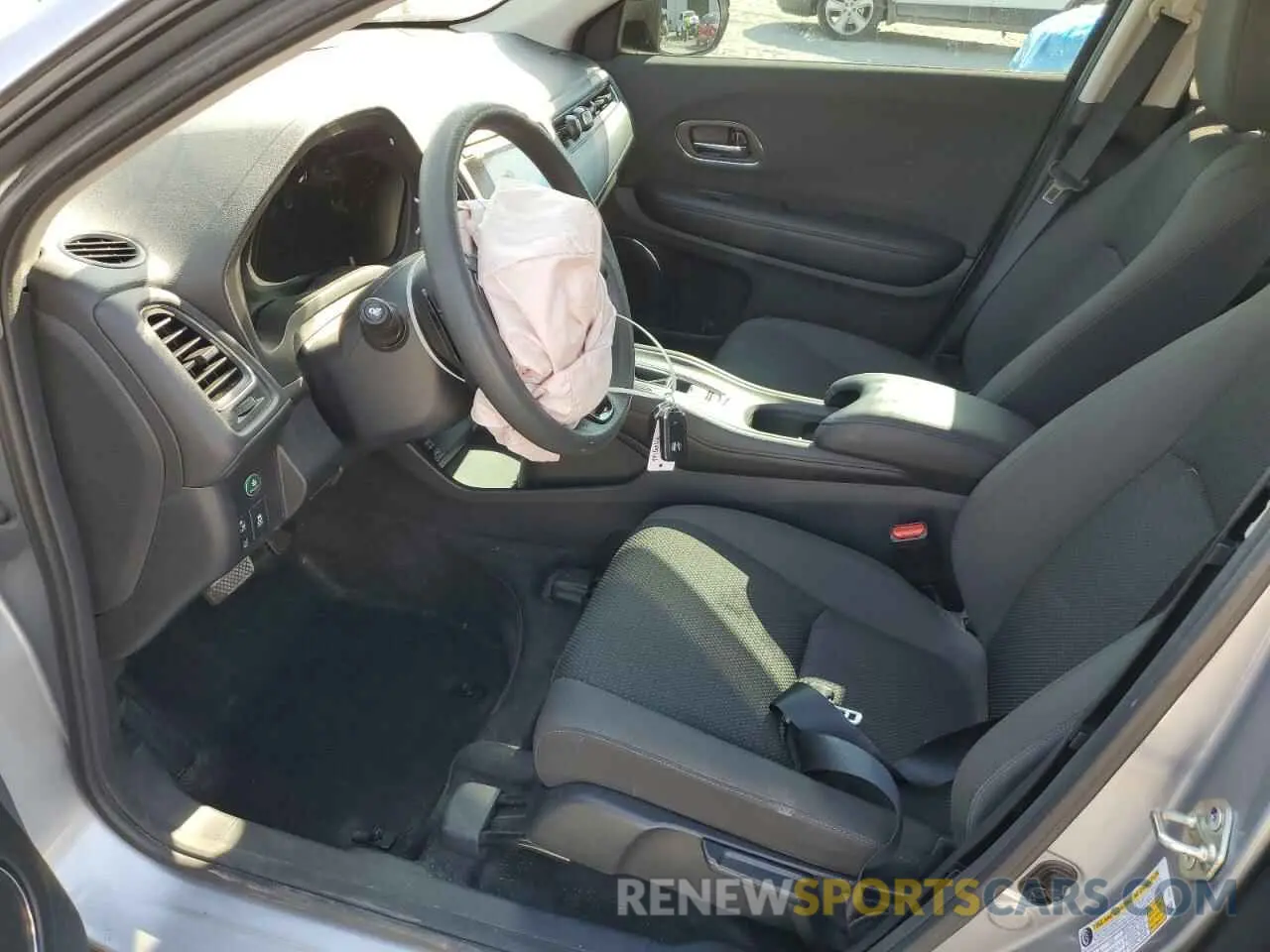 7 fotografías del automóvil dañado 3CZRU5H5XLM715260 HONDA HR-V 2020