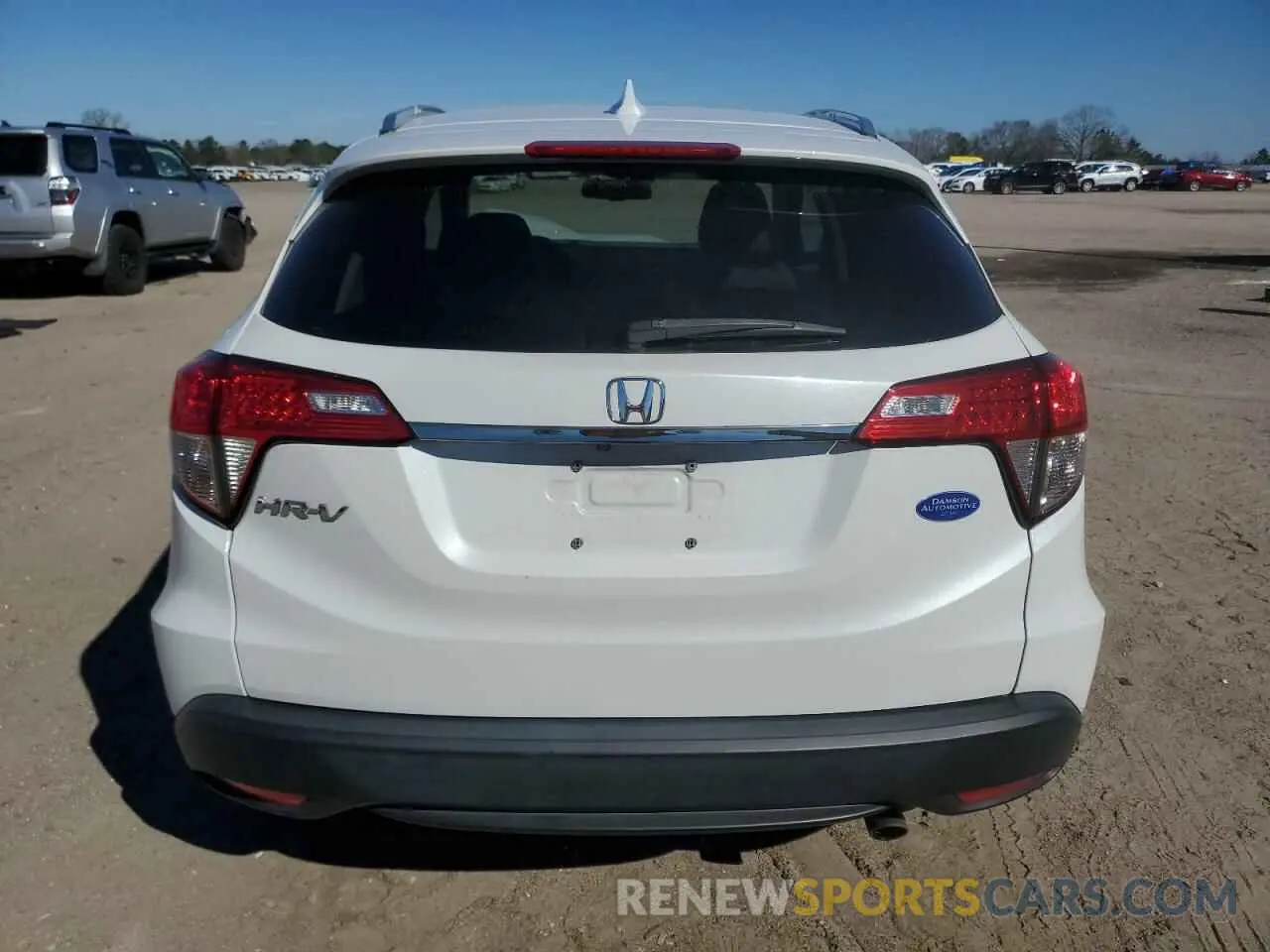 6 fotografías del automóvil dañado 3CZRU5H75LM717192 HONDA HR-V 2020