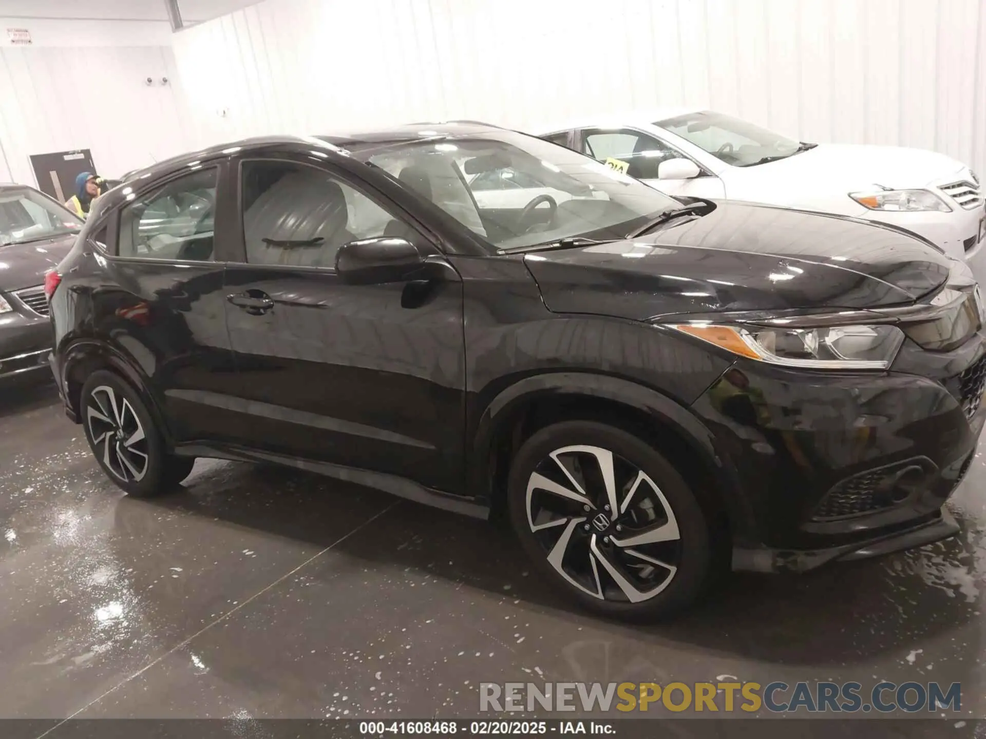 13 fotografías del automóvil dañado 3CZRU6H16LM723021 HONDA HR-V 2020