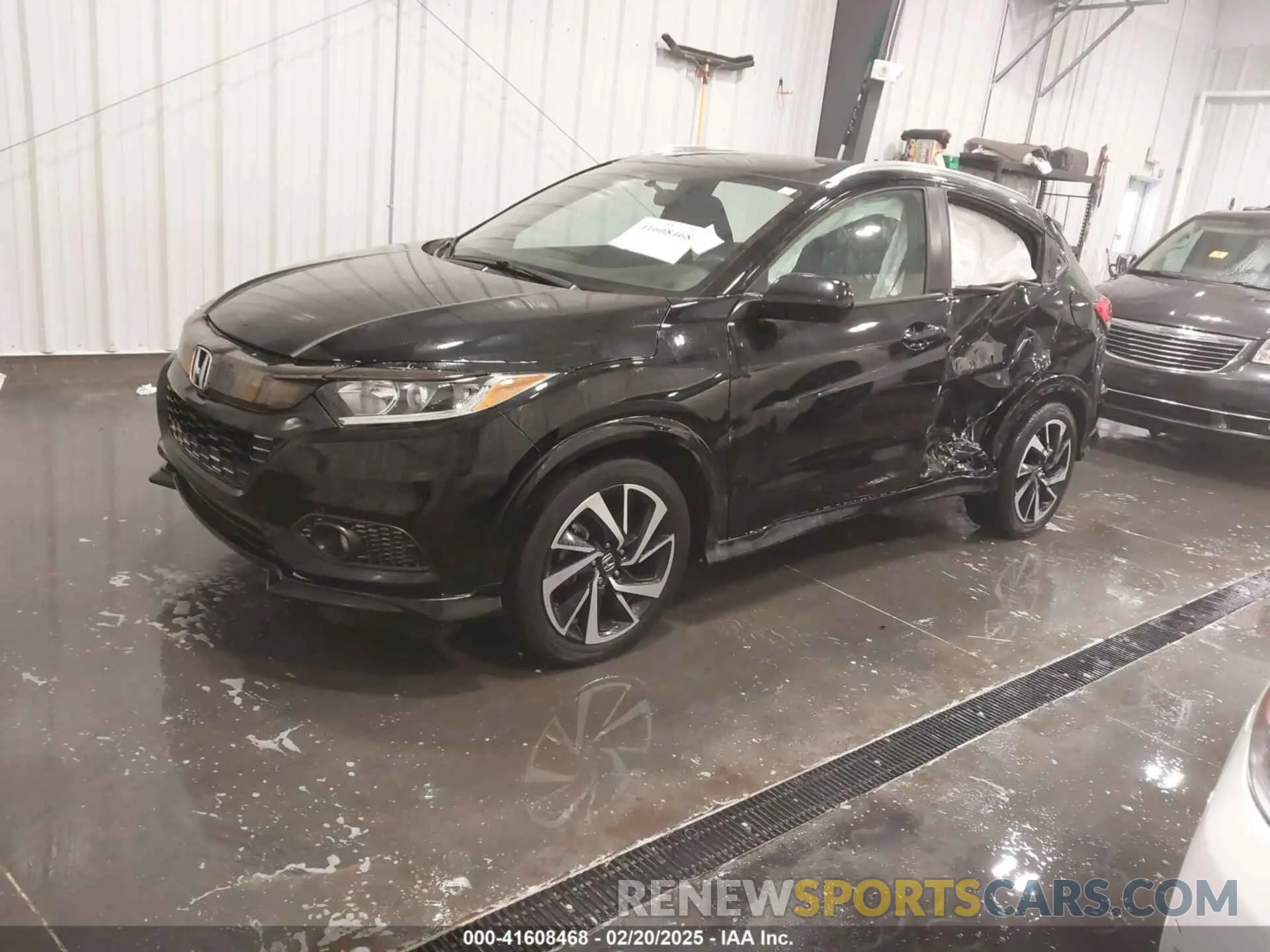 2 fotografías del automóvil dañado 3CZRU6H16LM723021 HONDA HR-V 2020