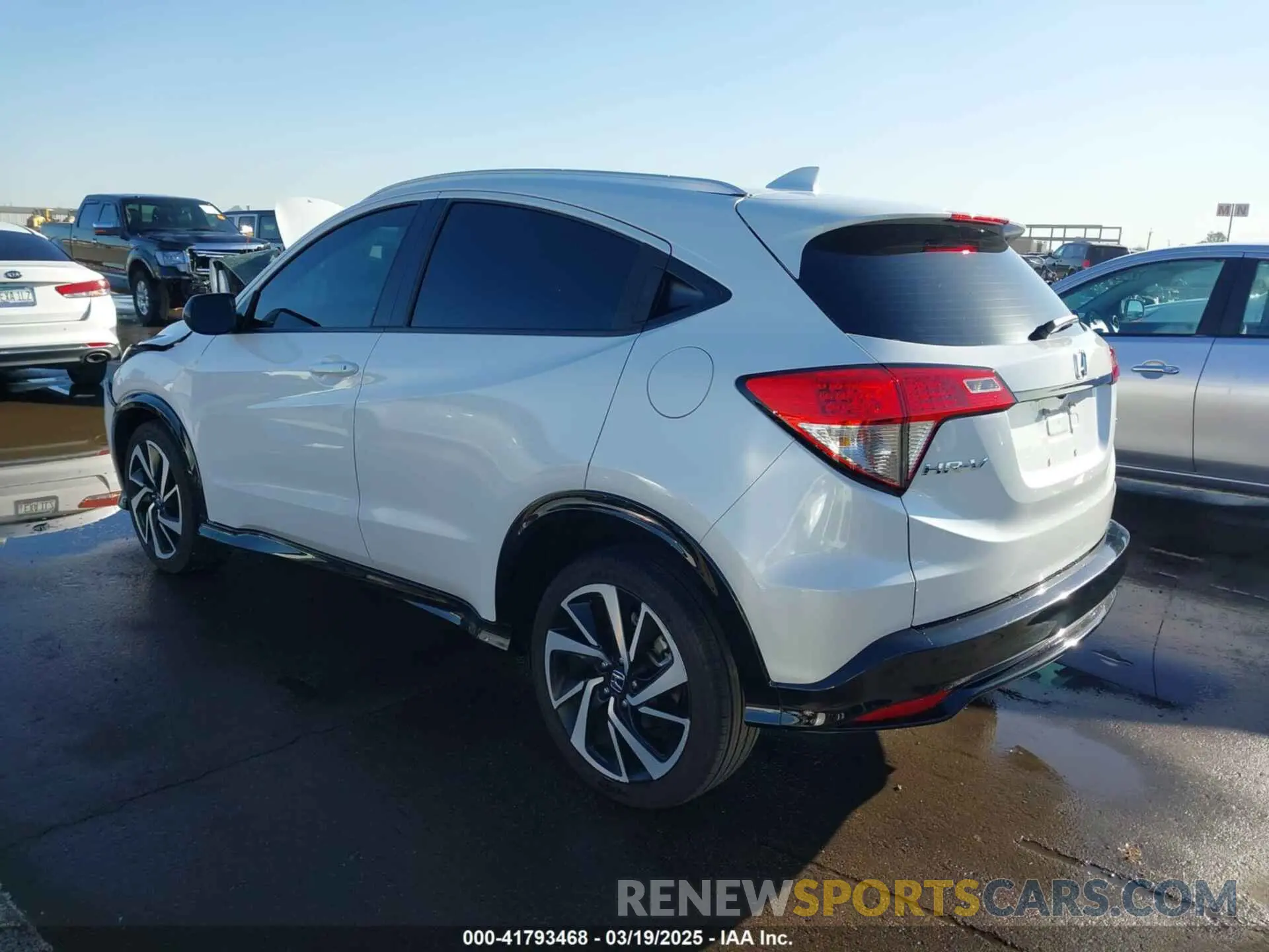3 fotografías del automóvil dañado 3CZRU6H17LM706499 HONDA HR-V 2020