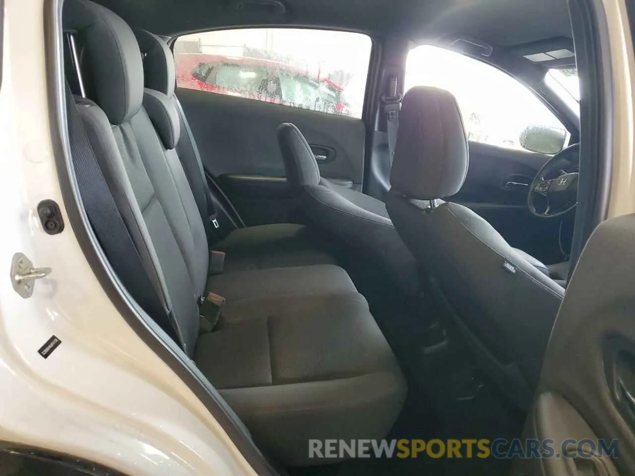 11 fotografías del automóvil dañado 3CZRU6H18LM701330 HONDA HR-V 2020