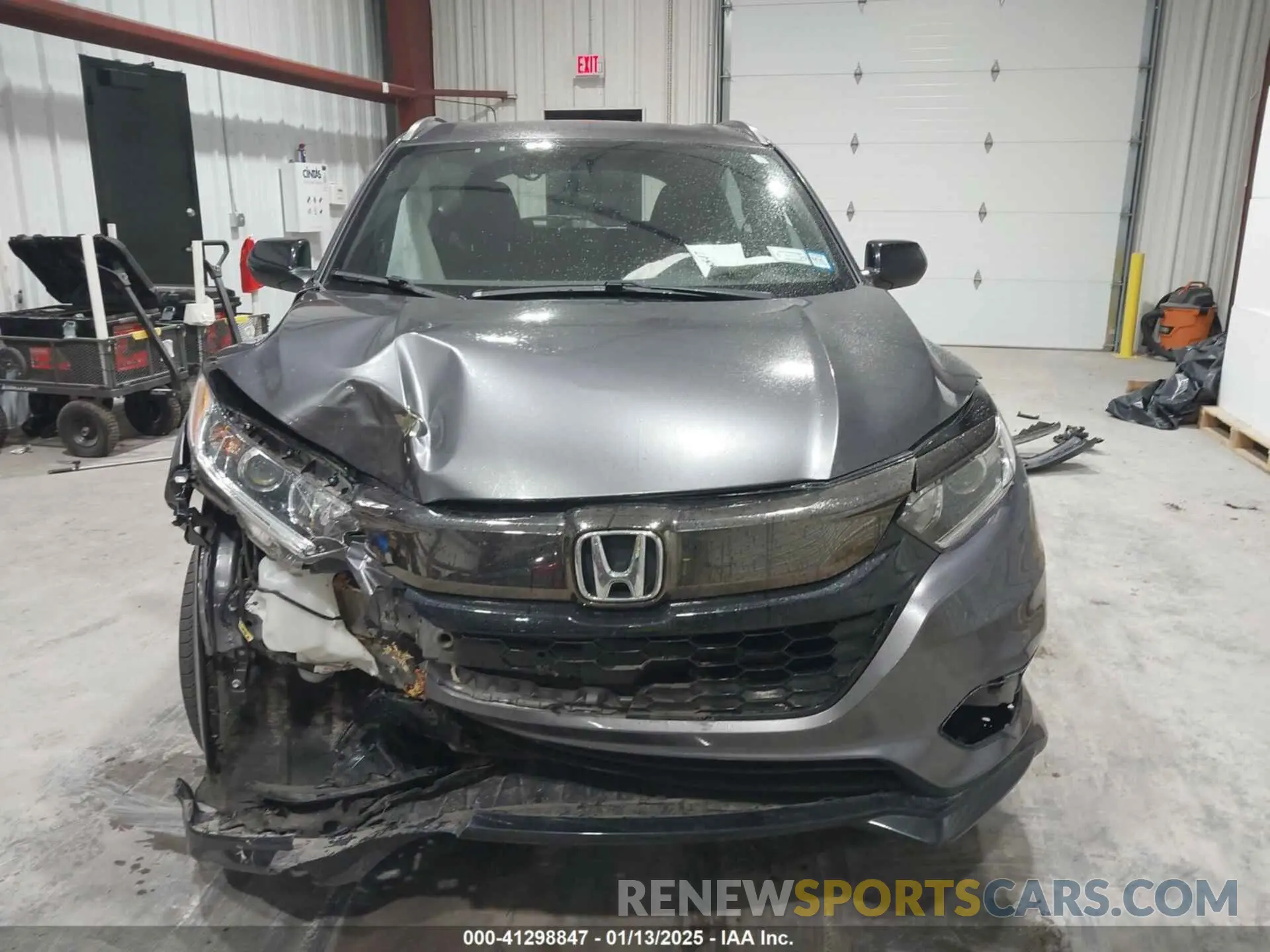 13 fotografías del automóvil dañado 3CZRU6H18LM709069 HONDA HR-V 2020