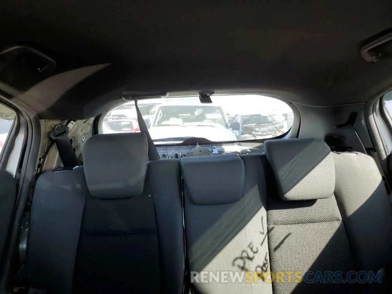 10 fotografías del automóvil dañado 3CZRU6H19LM713504 HONDA HR-V 2020