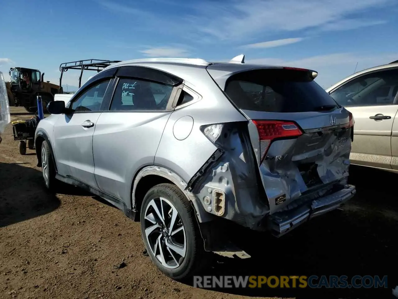 2 fotografías del automóvil dañado 3CZRU6H19LM713504 HONDA HR-V 2020