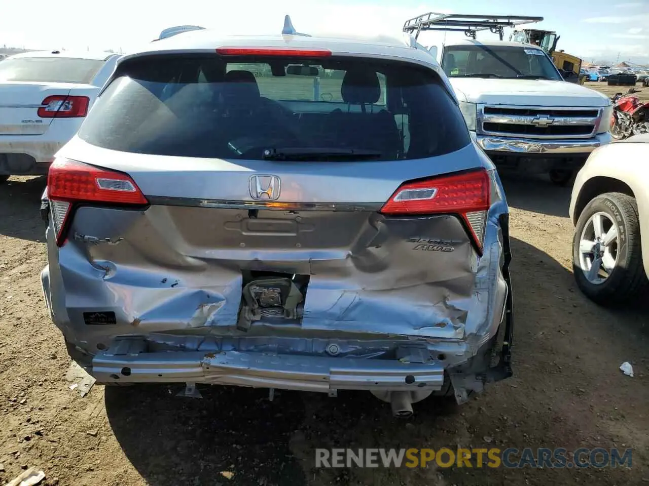6 fotografías del automóvil dañado 3CZRU6H19LM713504 HONDA HR-V 2020