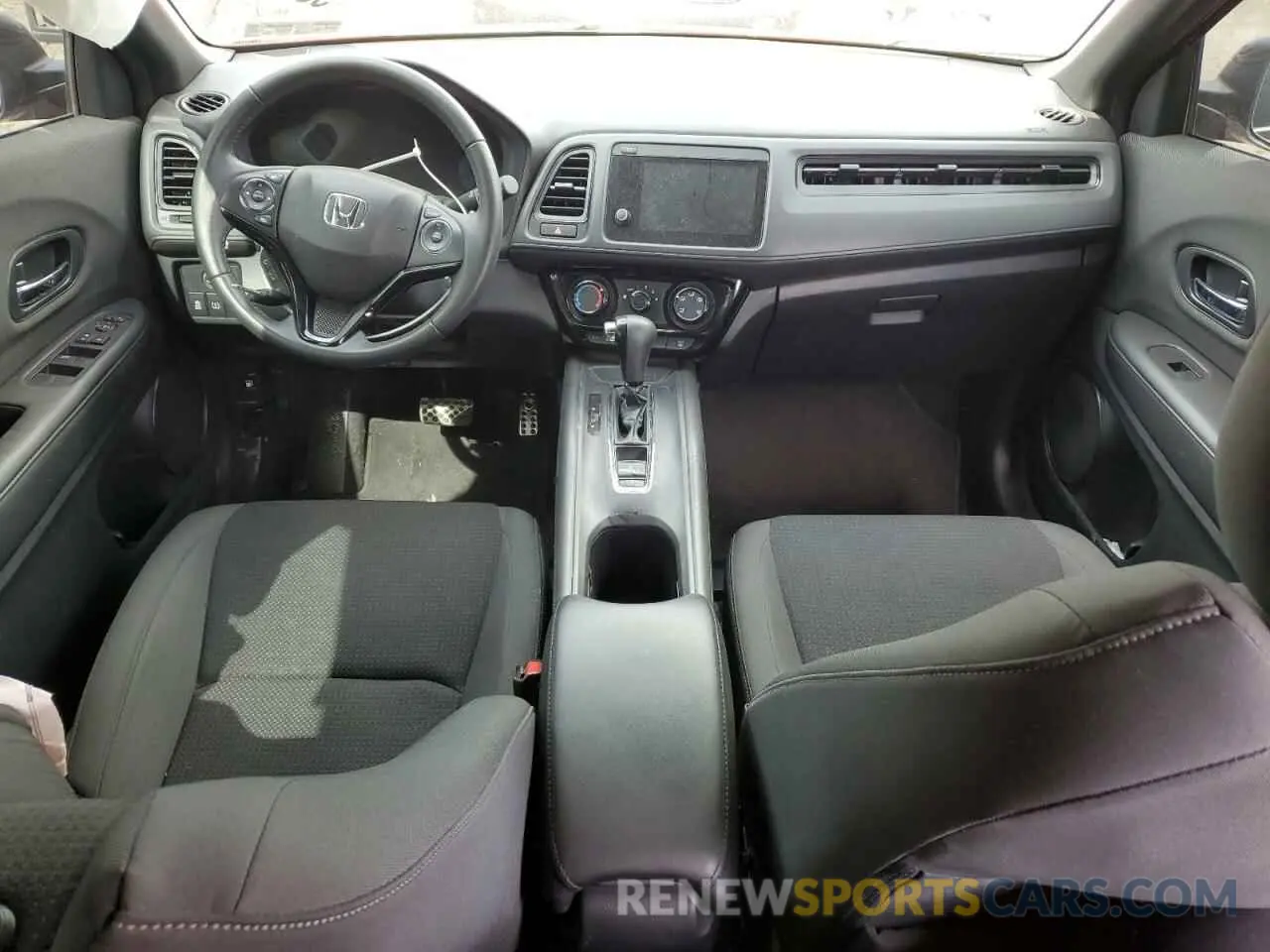 8 fotografías del automóvil dañado 3CZRU6H1XLM736712 HONDA HR-V 2020
