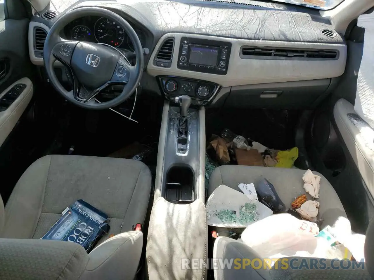 8 fotografías del automóvil dañado 3CZRU6H30LM714705 HONDA HR-V 2020