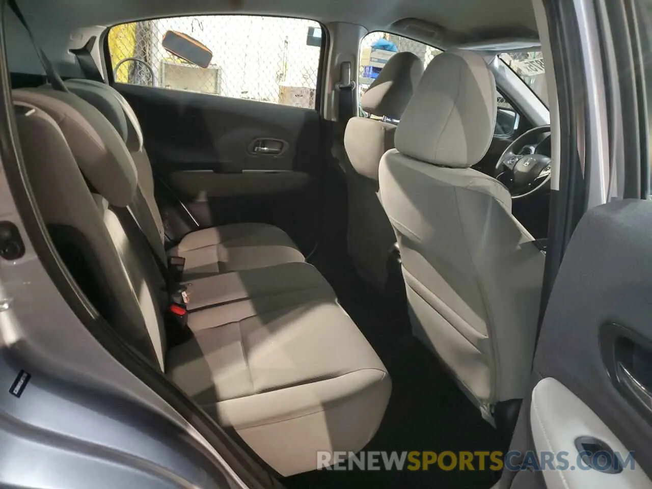 11 fotografías del automóvil dañado 3CZRU6H30LM730788 HONDA HR-V 2020