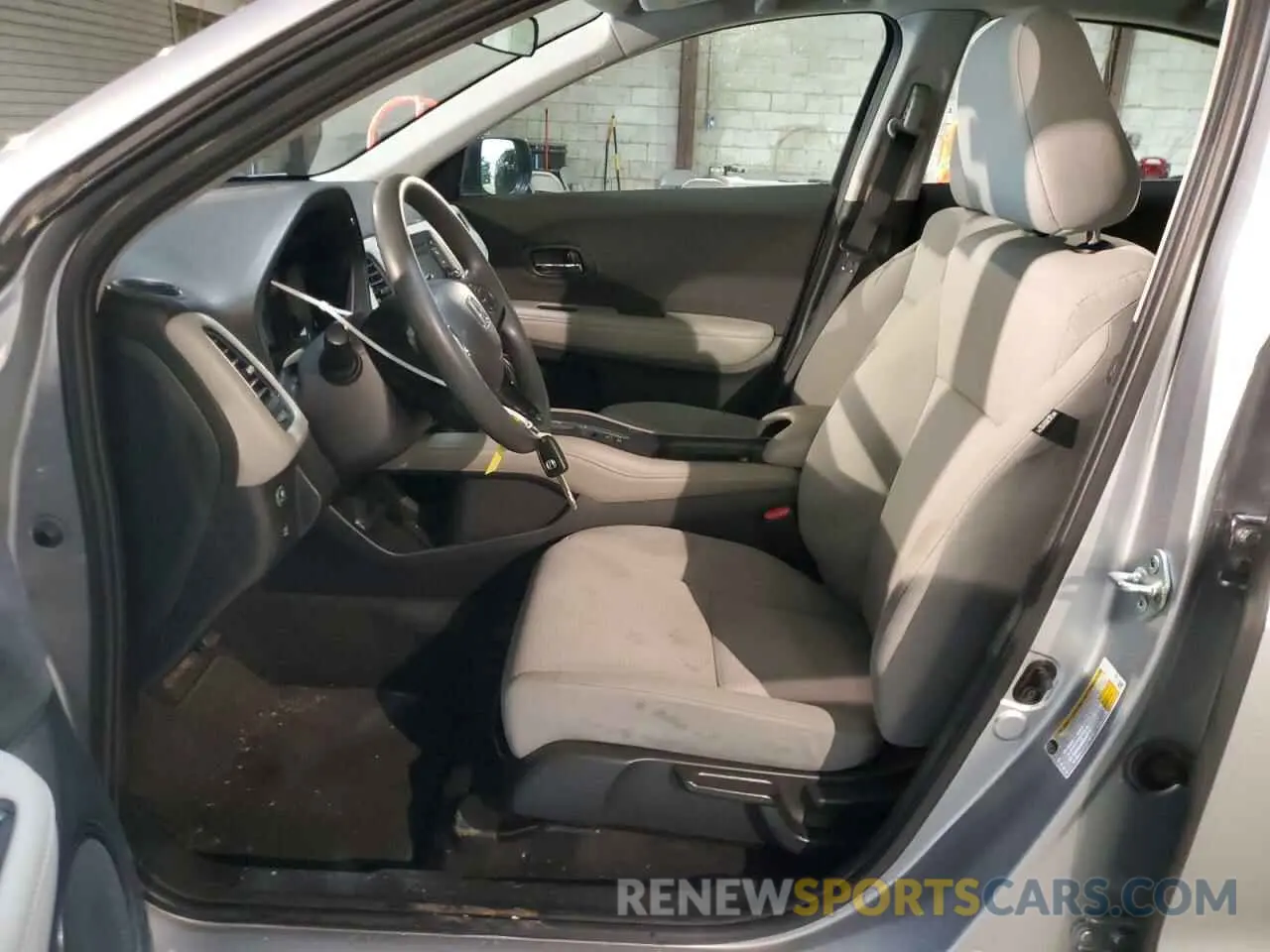 7 fotografías del automóvil dañado 3CZRU6H30LM730788 HONDA HR-V 2020