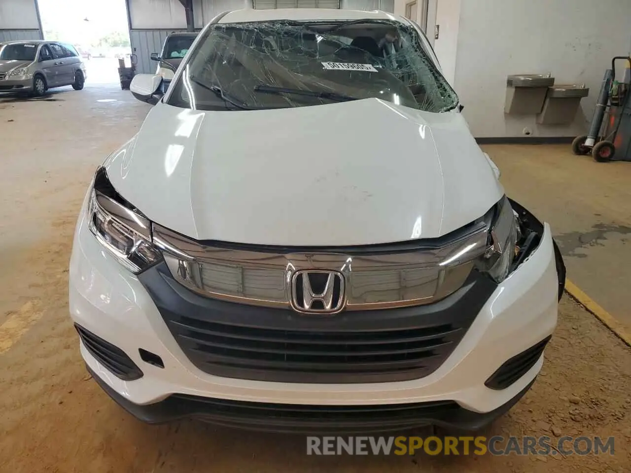 5 fotografías del automóvil dañado 3CZRU6H31LM701557 HONDA HR-V 2020