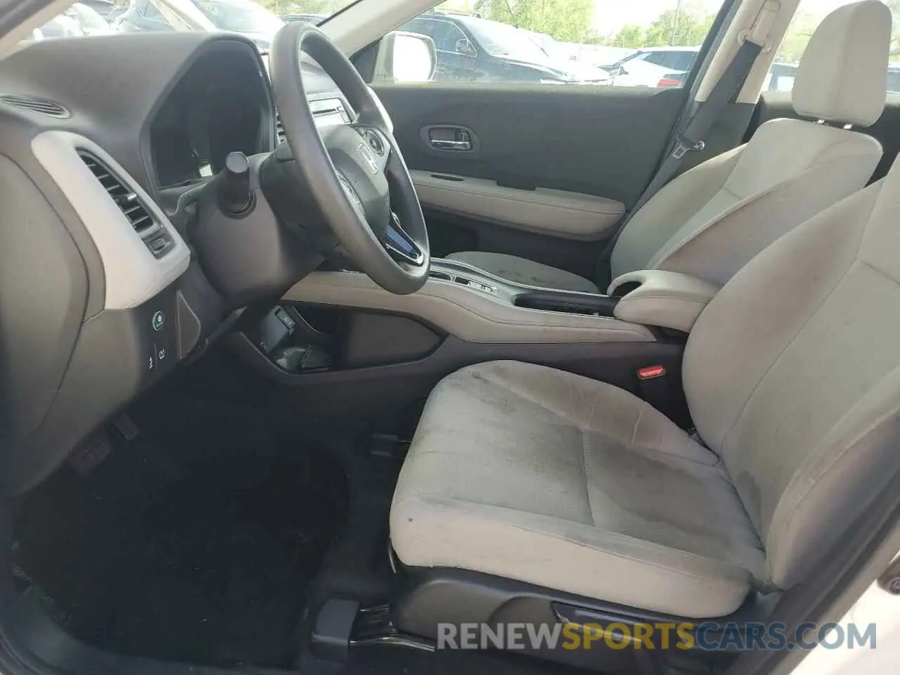7 fotografías del automóvil dañado 3CZRU6H31LM714339 HONDA HR-V 2020