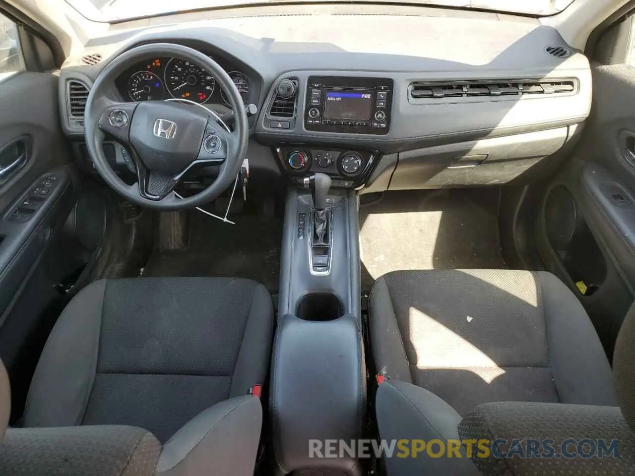 8 fotografías del automóvil dañado 3CZRU6H35LG703410 HONDA HR-V 2020