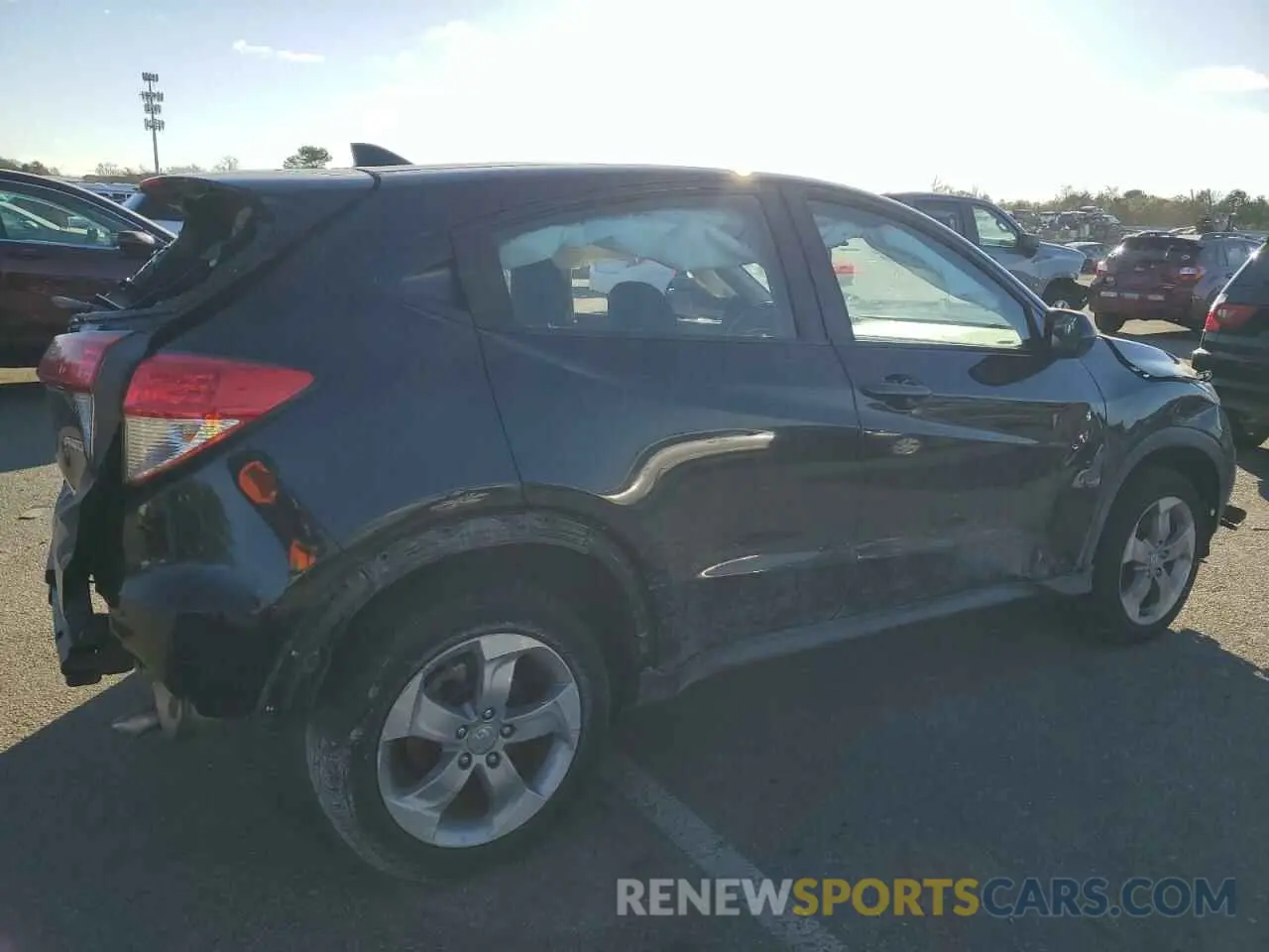 3 fotografías del automóvil dañado 3CZRU6H35LM715722 HONDA HR-V 2020